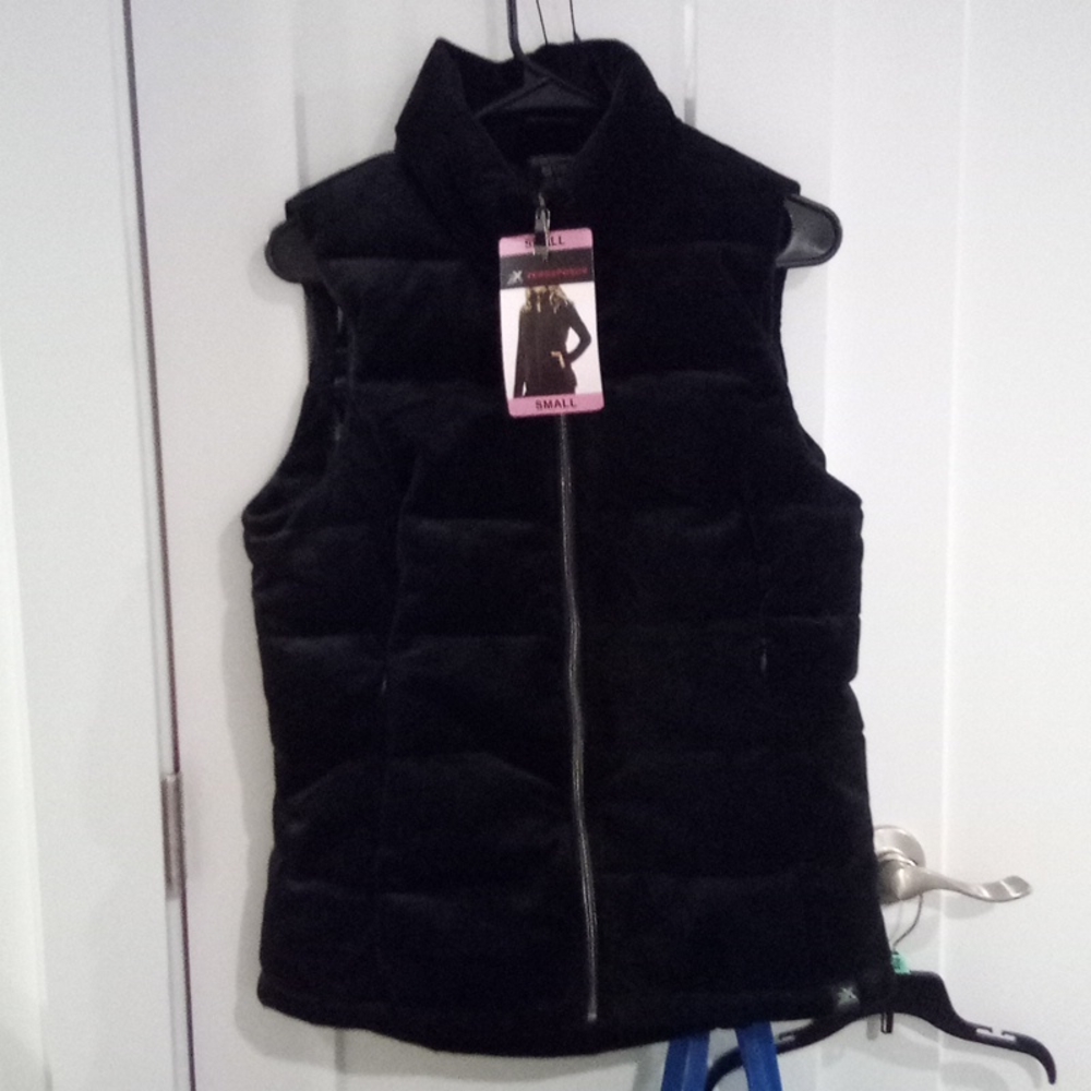 Zx Zeroxposur Black Velvety Puff Vest NWT